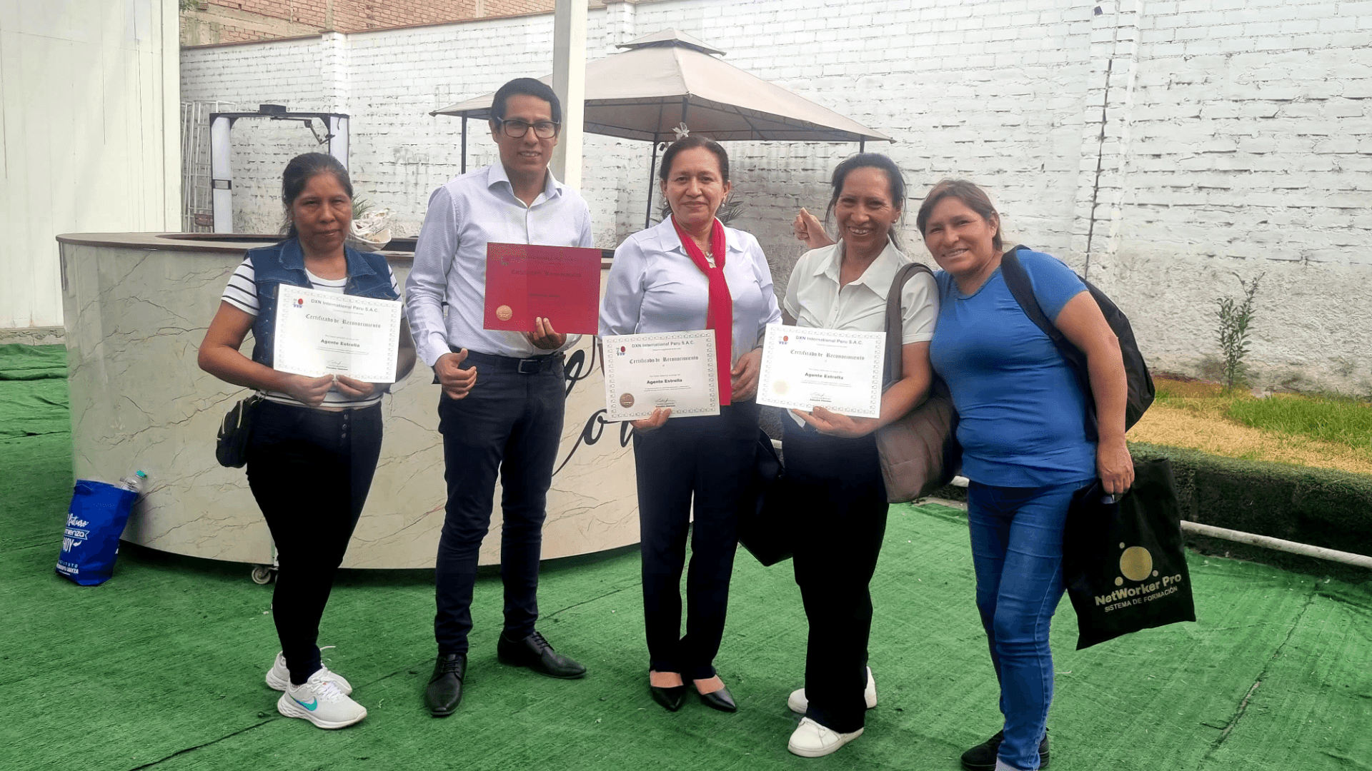 DXN Mundial — Productos de Ganoderma, Espirulina y Lingzhi (imagen 2)